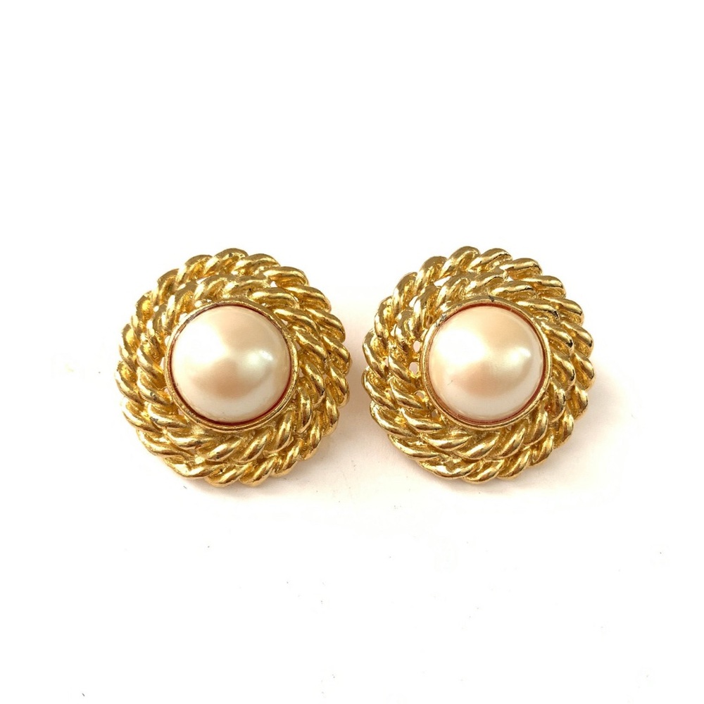 Vintage clip on earrings